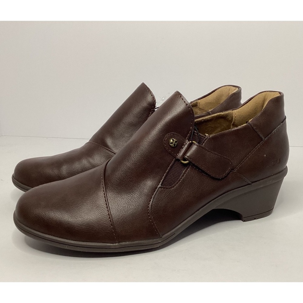 JBU Kyley  Adjustable Ankle Boot Women;s Size 9 Brown NIB